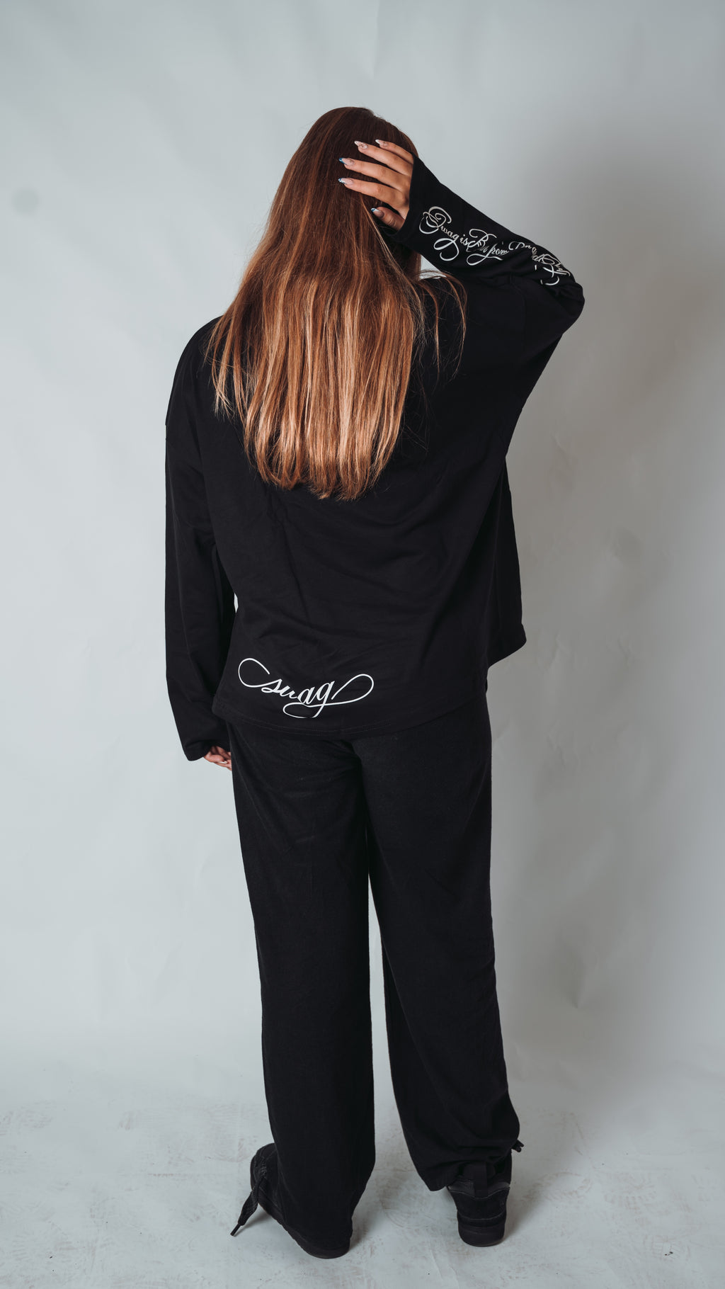$W4G IS BORN — BLACK LONGSLEEVE 01