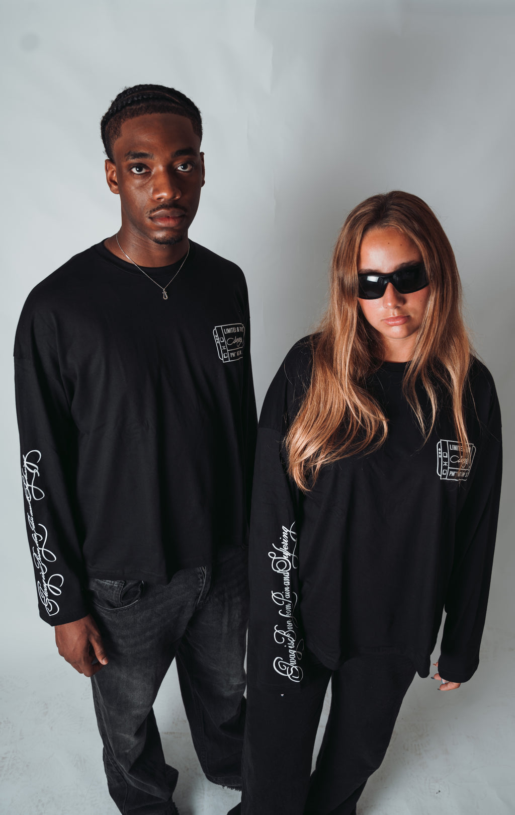 $W4G IS BORN — BLACK LONGSLEEVE 01